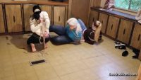 ssilv_2914-463-Sandra-Lisa-Nyxon-hogtied-escape 00004