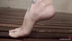 Audrey Hollander, Katja Kassin, Ariel X, Katie Summers - Caged Feet A Women In Prison Footsploitation Film!  00000
