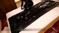 Latex Vacbed Blowjob 00000 Latex Vacbed Blowjob 00000